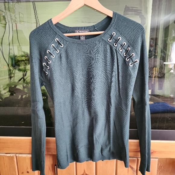 EUC form fitted slate green sweater top - Picture 1 of 4
